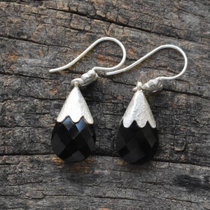AAA Quality Black onyx earring,onyx earring,silver earring,92.5 silver earring,black onyx gemstone earring