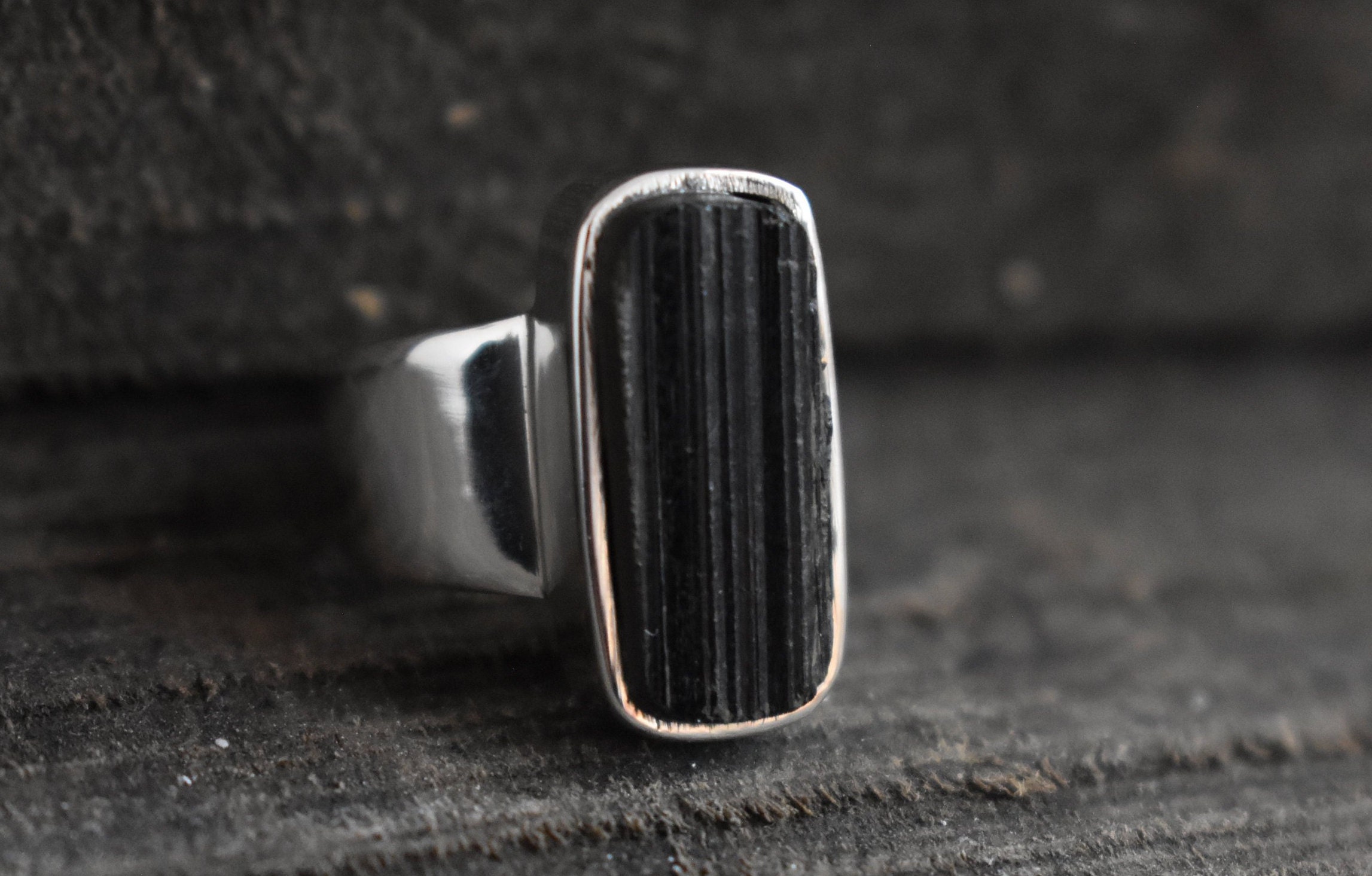 【13号】SWALLOW RING RUDEGALLERY BLACKREBEL SWALLOW RING- – RUDE GALLERY OFFICIAL ONLINE SHOP
