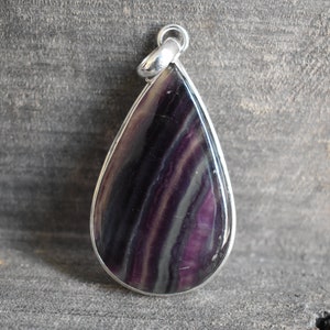 natural purple fluorite pendant,925 silver pendant,fluorite gemstone pendant,fluorite pendant,gemstone pendant,drop shape pendant