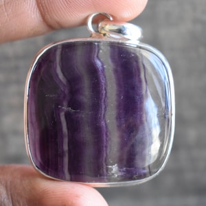 natural purple fluorite pendant,925 silver pendant,fluorite gemstone pendant,fluorite pendant,gemstone pendant,drop shape pendant