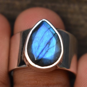 natural faceted  blue labradorite mens ring,925 silver ring,mens ring,mens labradorite ring,unisex labradorite ring,labradorite ring