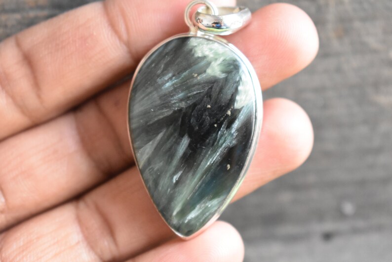 natural seraphinite pendant,925 silver pendant,seraphinite necklace,seraphinite pendant,drop shape pendant,gemstone pendant