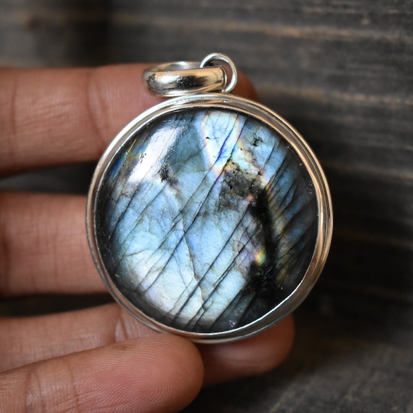 AAA Purple Flash Labradorite Pendant, 925 Sterling Silver