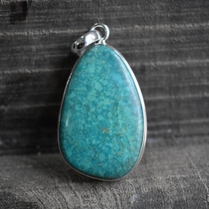 natural chrysocolla druzy pendant,925 silver pendant,high quality chrysocolla pendant,chrysocolla pendant,gemstone pendant,unique shape