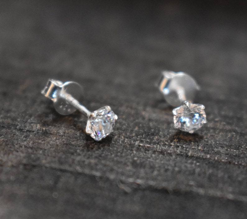 Silver small studs,92.5 sterling silver studds,beautiful studs,small studds beautiful studs