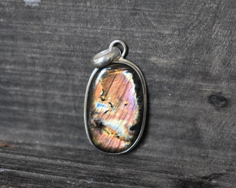 Natural Purple Labradorite 925 Silver Pendant, AAA Quality
