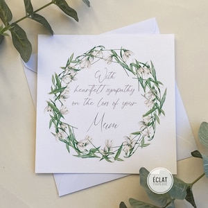 Avec une sympathie sincère pour la perte de votre mère, carte de condoléances, couronne florale blanche, perce-neige, carte de deuil