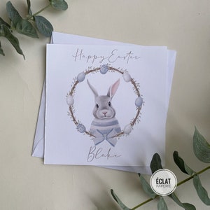Carte de Pâques personnalisée pour garçons avec lapin de Pâques mignon en couronne - n’importe quel nom