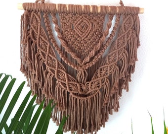 Macramé wall hanging / cotton wall hanging / living room decoration / bedroom decoration / housewarming gift / boho / gift idea / nougat