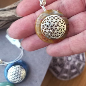 Gemstone donut with flower of life / Gemstone pendant / Pendant for silver chain / Silver-plated donut holder / 3 types of gemstone image 4