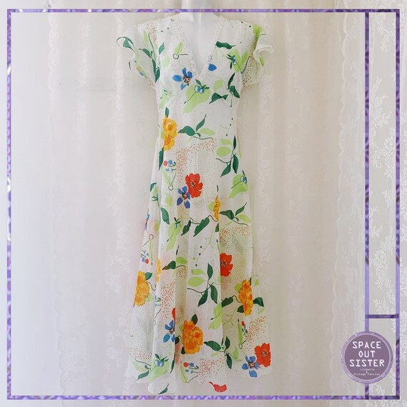 1980s Botanical Beauty Nightdress