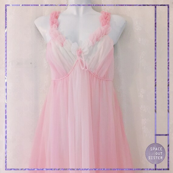 Vintage 80s Soft Petal Nightdress