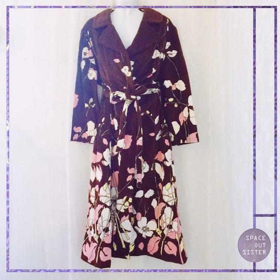 Vintage Chocolate Garden 70s Robe