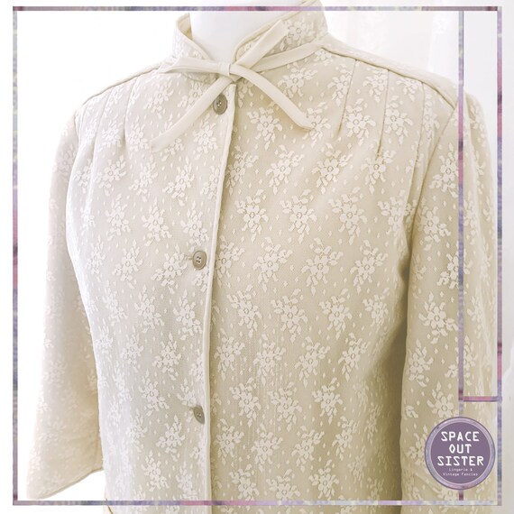 Vintage Thermal Lined Caramel Lace Dressing Gown