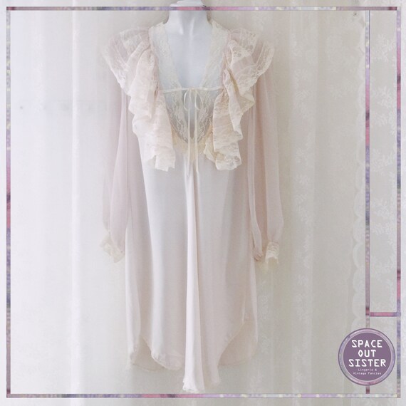 1980s Vintage Victorianna Nightdress