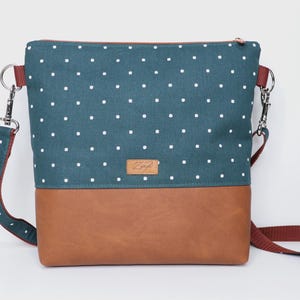 Umhängetasche grün Punkte, Schultertasche