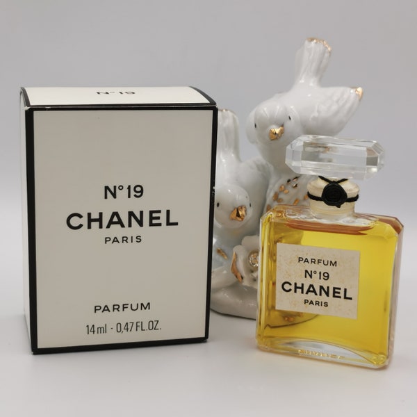 Chanel No19 by Chanel 14ml PARFUM Splash VINTAGE