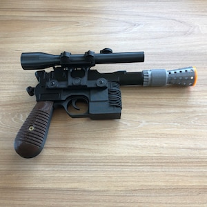 DL-44 Han Solo Blaster image 3