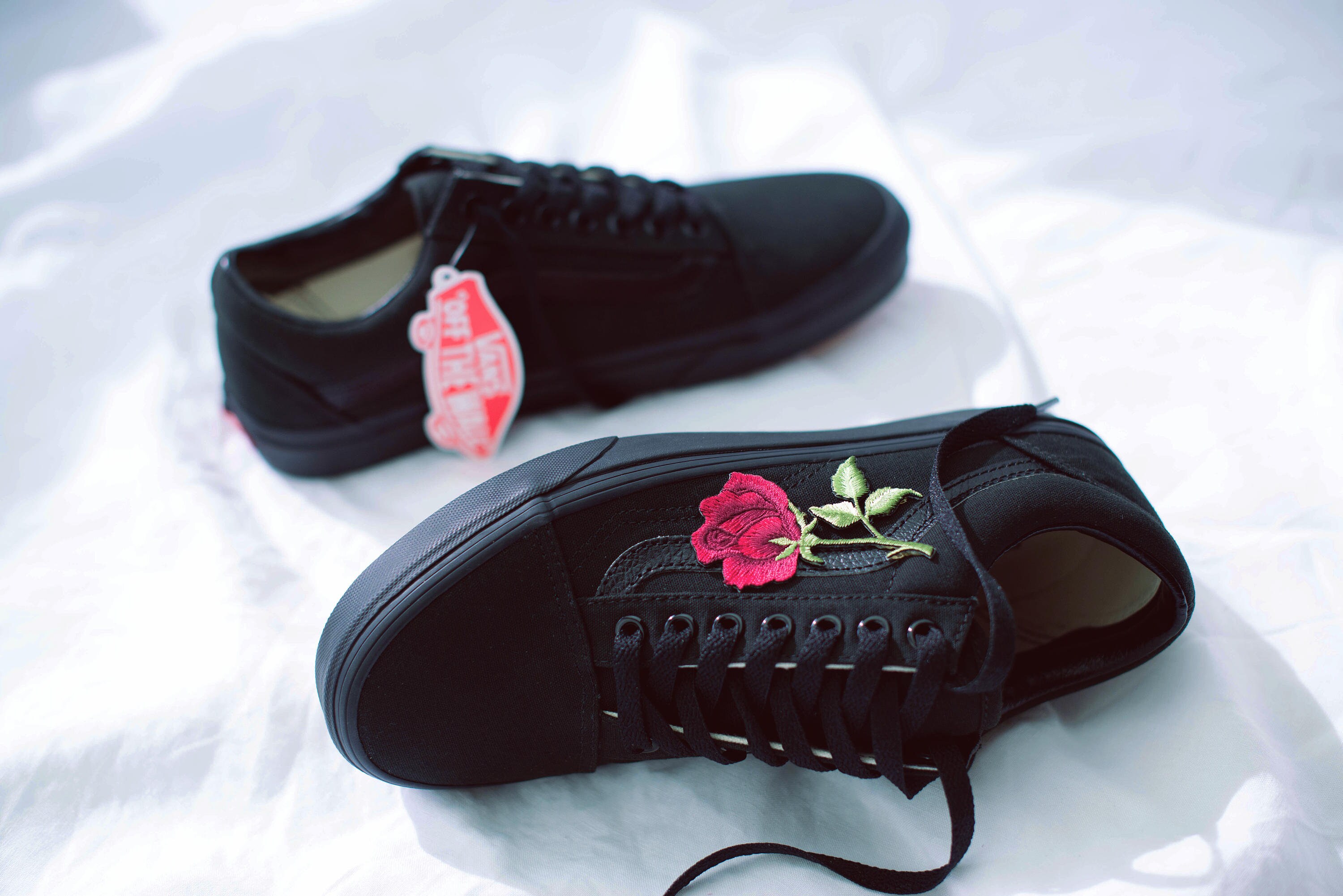 Louis Vuitton Vans (by huycustoms) : r/Customsneakers