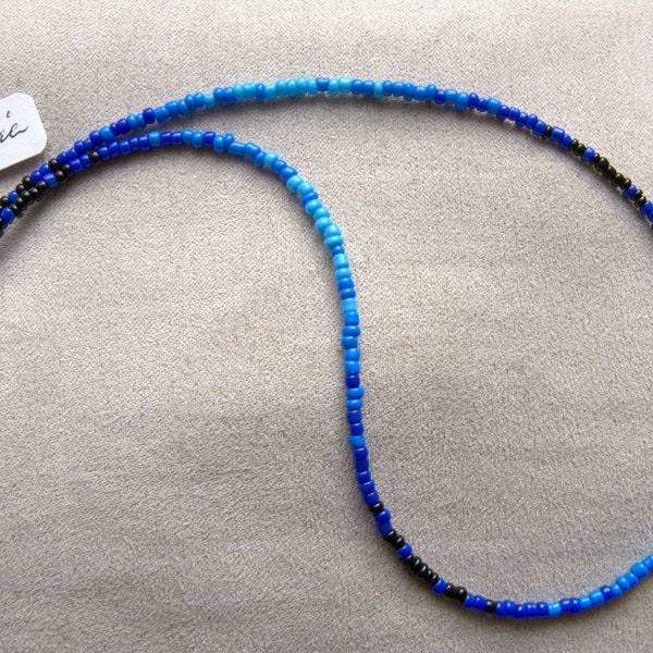 Blue seed bead necklace Love beads Short necklet Small glass beads Simple layering Rock'n'roll boho hippie surfer choker Delicate jewellery