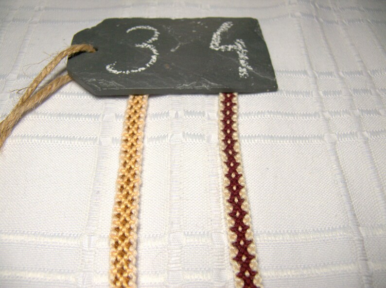 Slim bracelet Choose your colour Hand knotted rhomb wristband Friendship bracelet Narrow braided aztec cotton wish bracelet Gift Symmetrical
