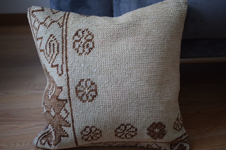 Antigue carpet pillow cover,home pattern rug pillow,turkish rug pillow,home pattern rug pillow,modern home pillow,kilim rug pillow ag-58