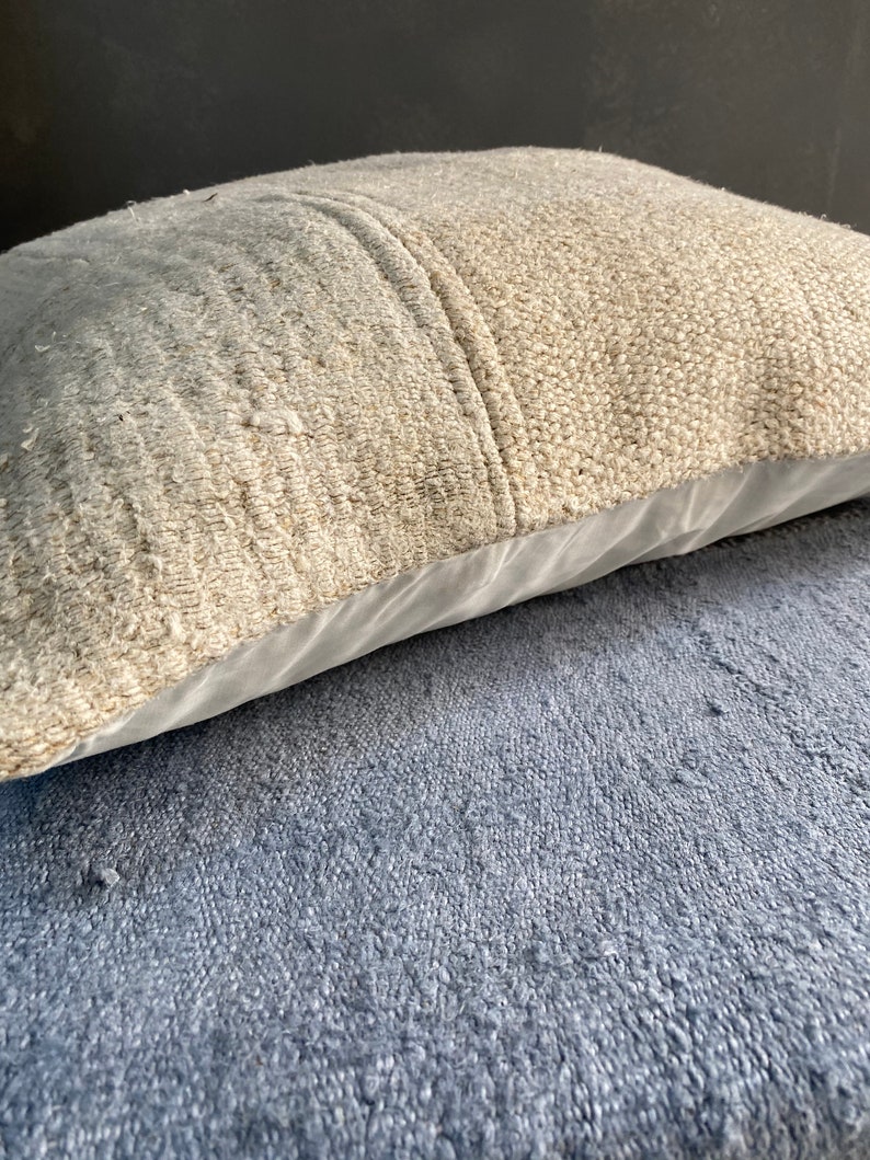 Floor home pillow,20x20 pillow,vintage rug pillow,home decorative pillow,lumbar carpet pillow,couch pillow cover,office pillow