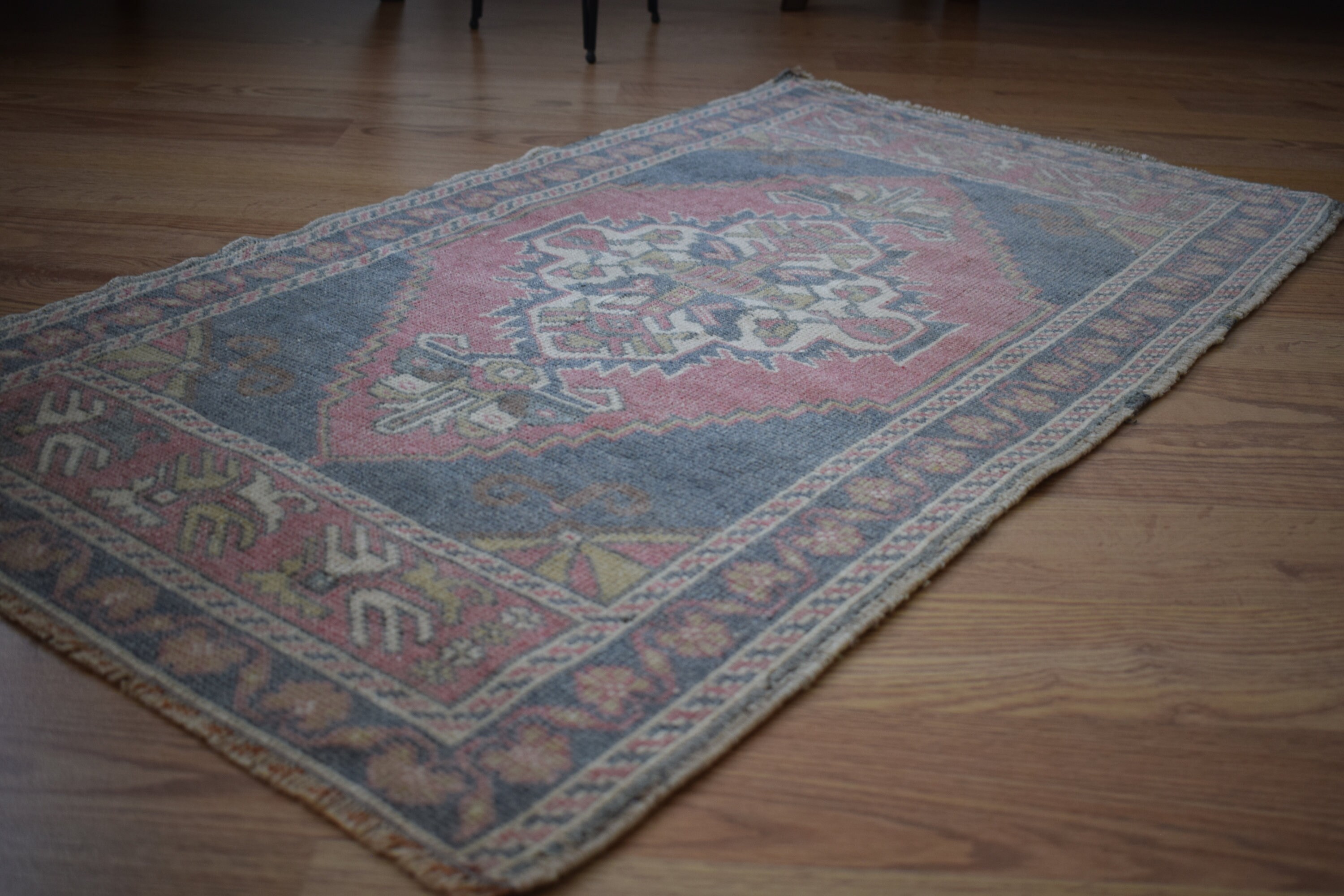 Pastell Navy Bule rotEr Teppich alter handgemachter Teppich | Etsy