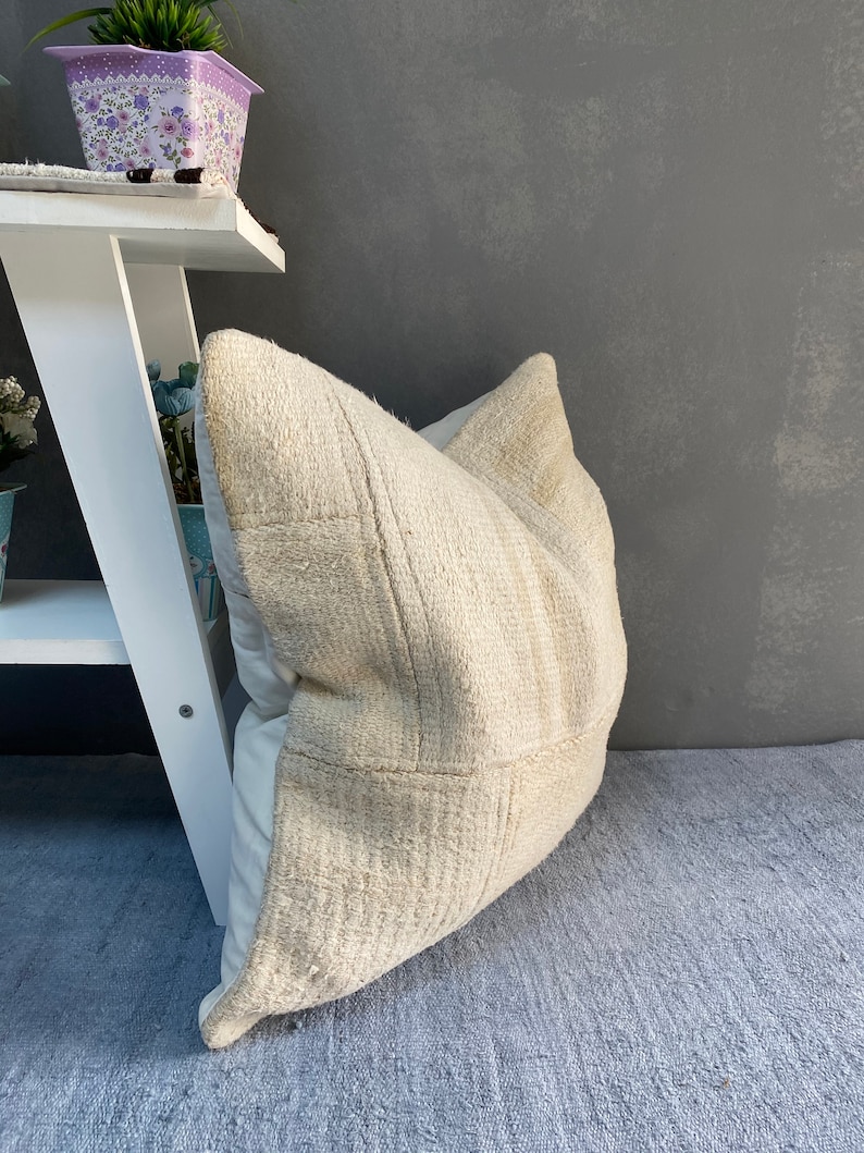 Floor home pillow,20x20 pillow,vintage rug pillow,home decorative pillow,lumbar carpet pillow,couch pillow cover,office pillow