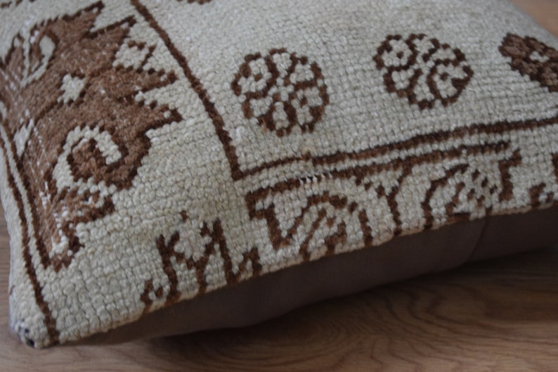 Antigue carpet pillow cover,home pattern rug pillow,turkish rug pillow,home pattern rug pillow,modern home pillow,kilim rug pillow ag-58
