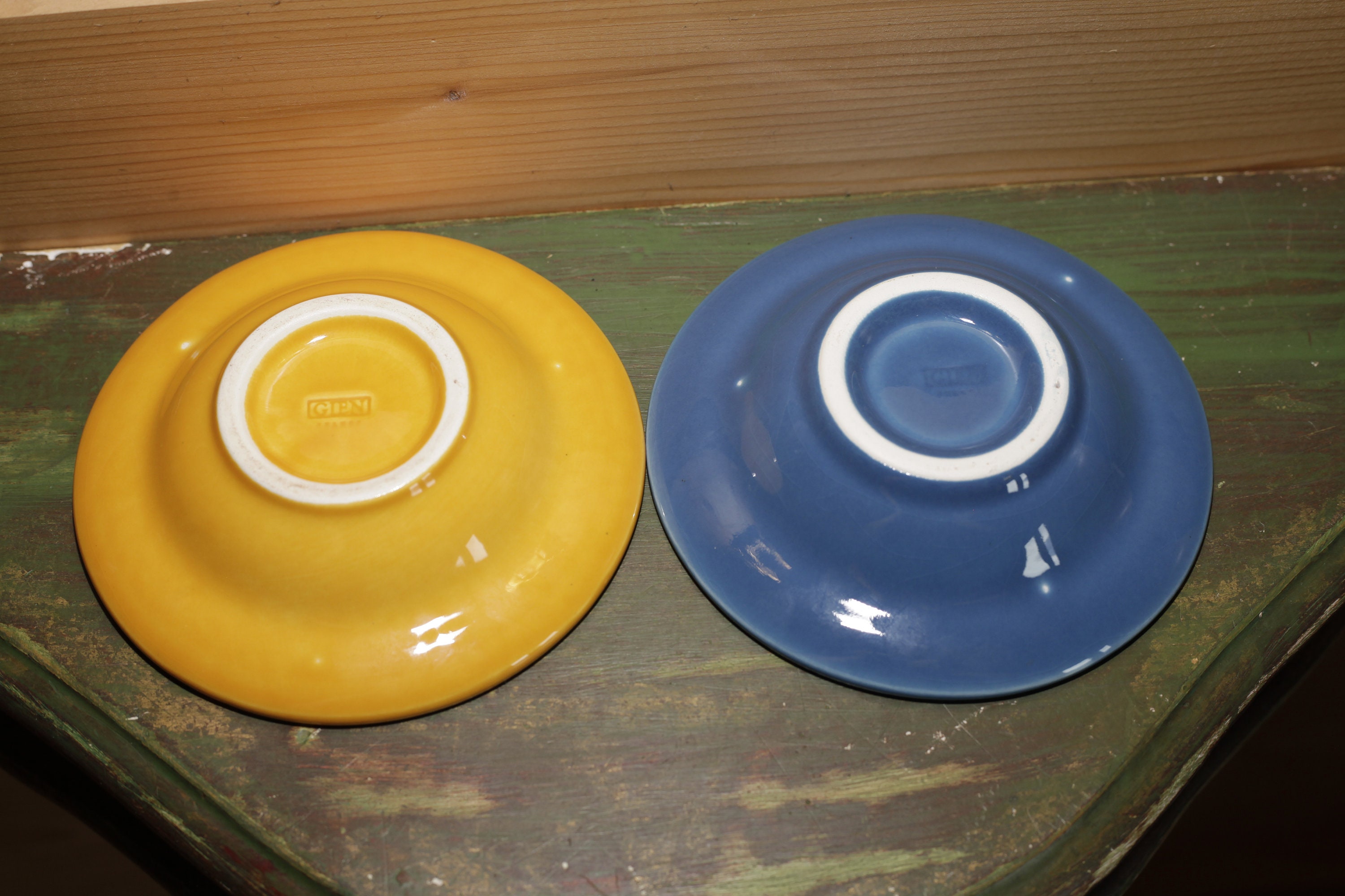 ヴィンテージ フランス製 Gien 陶器灰皿 2 個セット - Loto Ads 灰皿