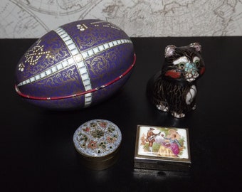 Set of 4 Vintage Objects - Pill box Limoges Fragonard - Cat Cloisonné - Vegetal Amber L'Occitane Box - Decorative Metal Egg Box