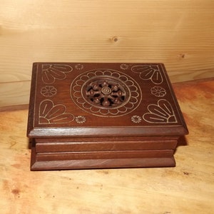 French Carved Wooden Box - Vintage Jewelry Box from Brittany - Trinket Box - Wooden Countryside Handmade Box - Boite Bretonne