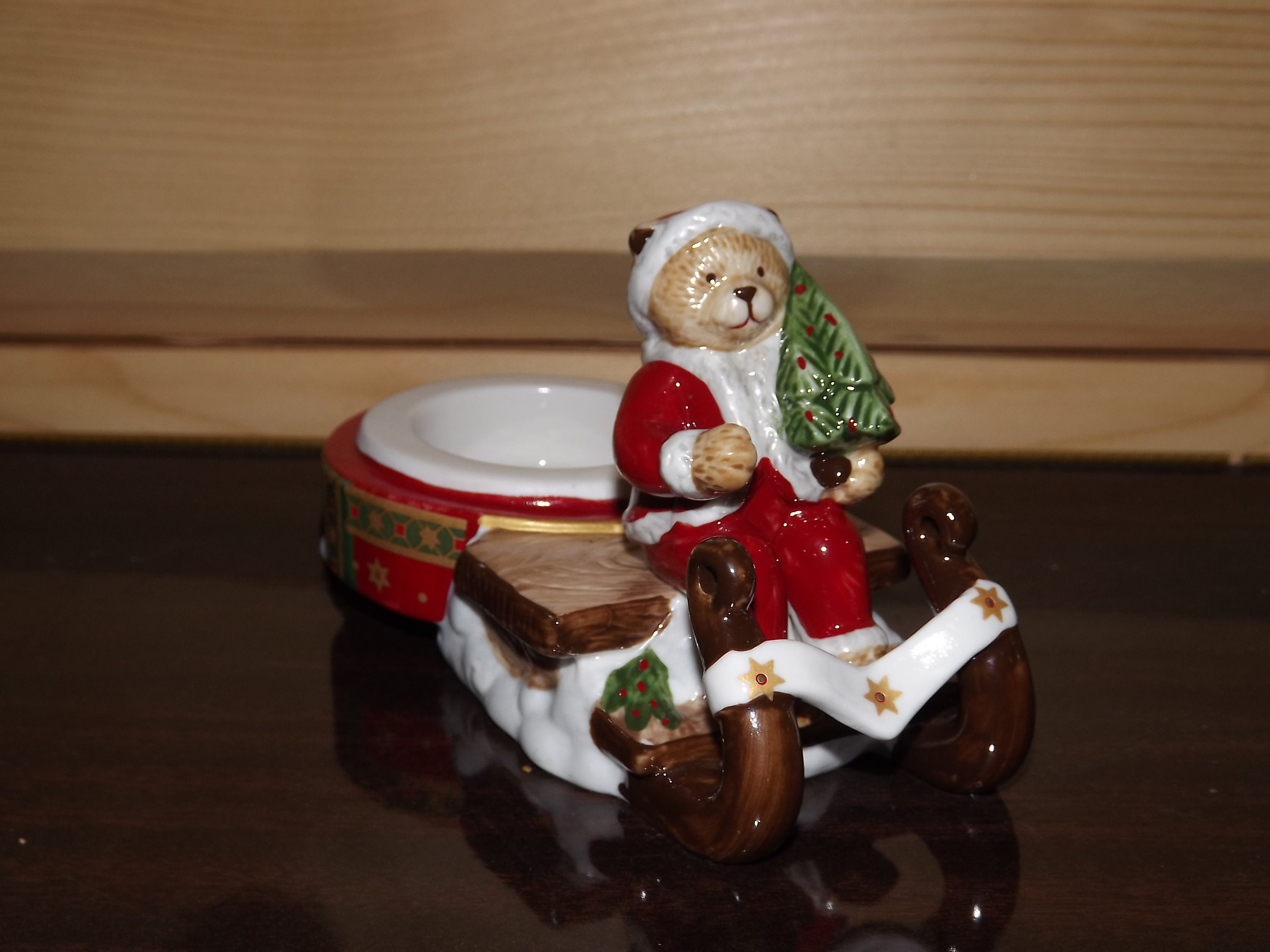 Bougeoir de Noël Villeroy et Boch - Ours Père en Céramique sur Sleigh Tea Light Bougeoir Décoration 