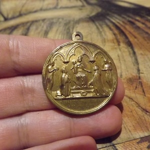 Grande Medalha Francesa Reine du Très Saint Rosaire - Ave Maria Rosaire Perpetuel Garde d'Honneur de Marie Lyon - Pingente Cristão de Latão