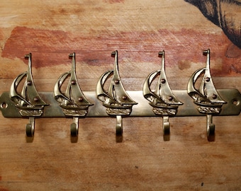 Colgador de pared vintage de latón francés para llaves - Ganchos de latón para barcos, toallas de cocina - Almacenamiento de llaves para la entrada - Decoración náutica con ganchos - Barcos