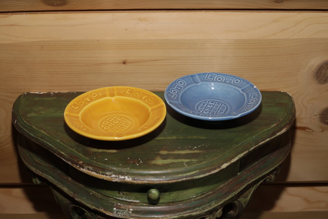 ヴィンテージ フランス製 Gien 陶器灰皿 2 個セット - Loto Ads 灰皿