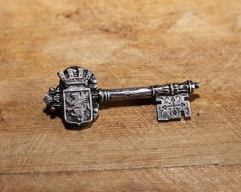 vintage Broche Bretagne Clé St Brieuc Armoiries - Broche en métal forme Clé Bretagne Ville St Brieuc Armoiries