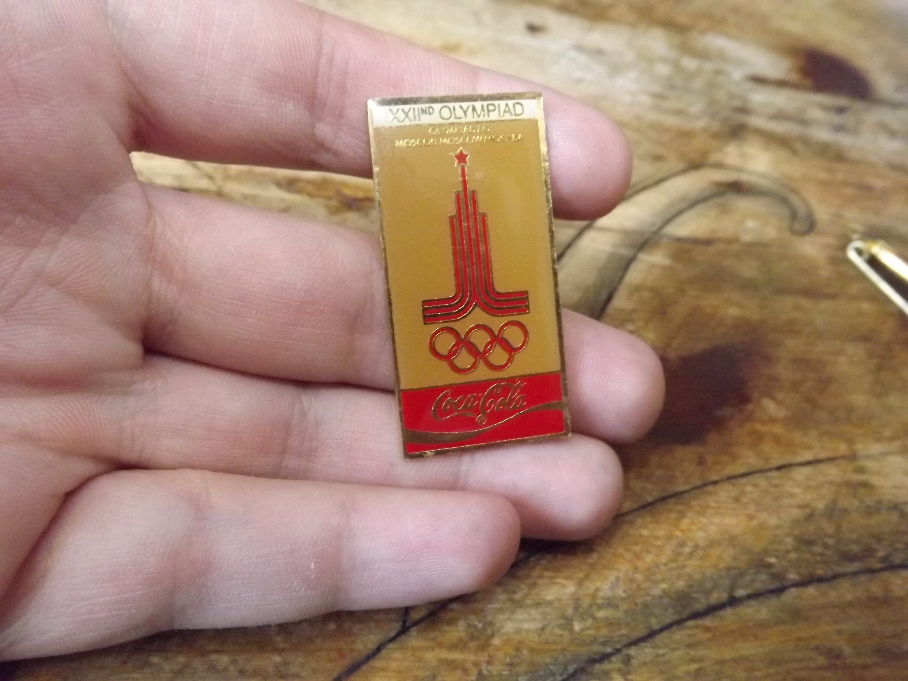 コカコーラ　ヴィンテージ1980年モスクワオリンピック il_fullxfull.1987699688_rbwl.jpg