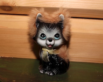 ヴィンテージ 猫の置物 2 体セット - 陶器の猫の像 - 白とピンクの花の