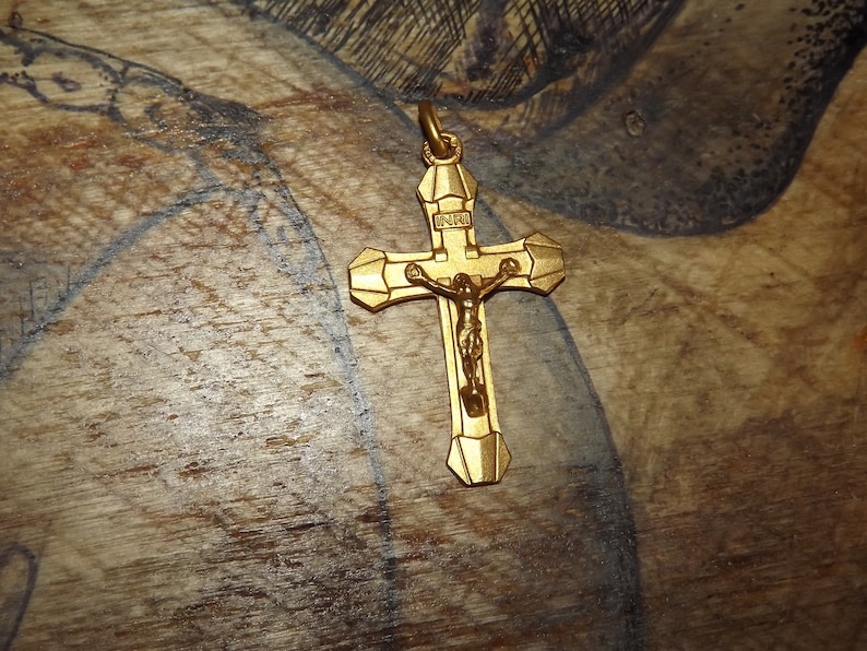 Beautiful Vintage French Gold Plated Cross Pendant - Lourdes Souvenir - Gold Crucifix Necklace Cross Jesus Christ -Art Deco Cross image 8