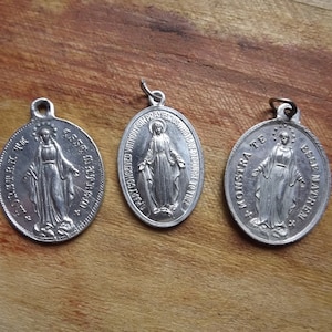 Antique Set of 3 Large Aluminium Medals - Monstra te esse matrem - Miraculous Medal - Congregation des Enfants de Marie - BY