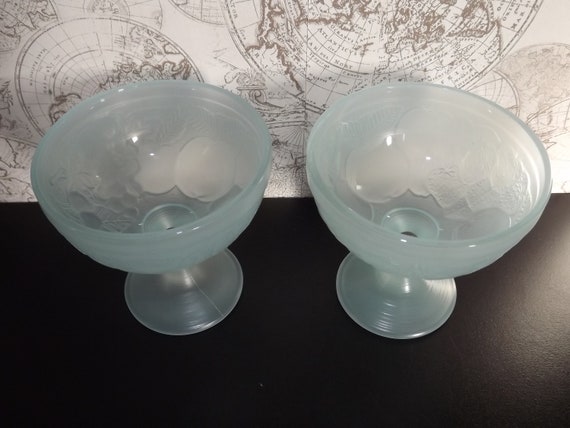 Vintage französische Dessert-Glasschalen - Blaue Dessertbecher - Dessertgläser - Hellblaue Retro-Dessertschalen - Obstsalatschalen