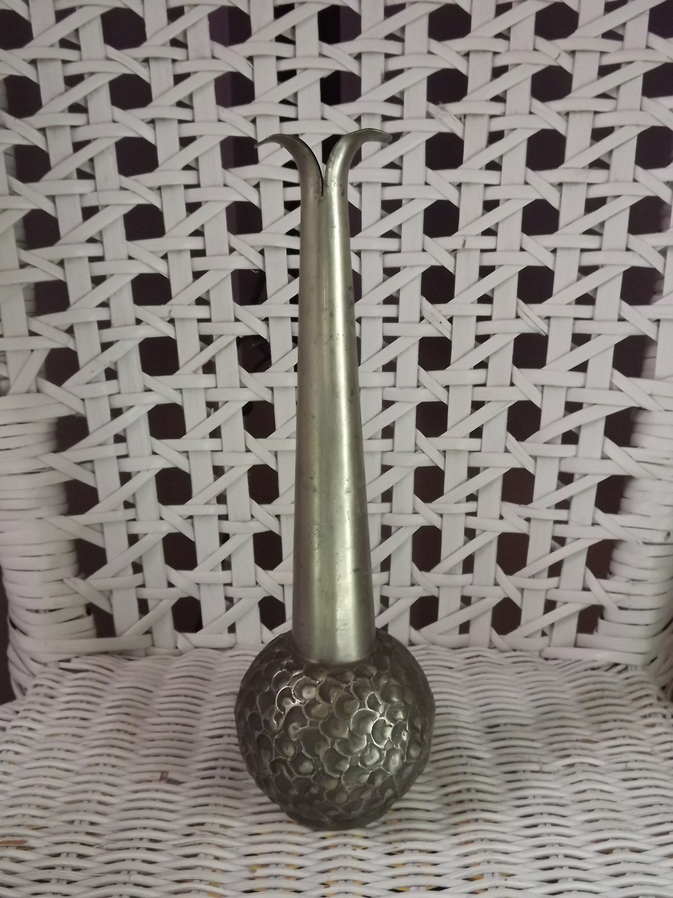 Vase en Étain Norvégien Vintage - Vase à Bourgeons Moderniste Perletinn Fait La Main Design de Décor