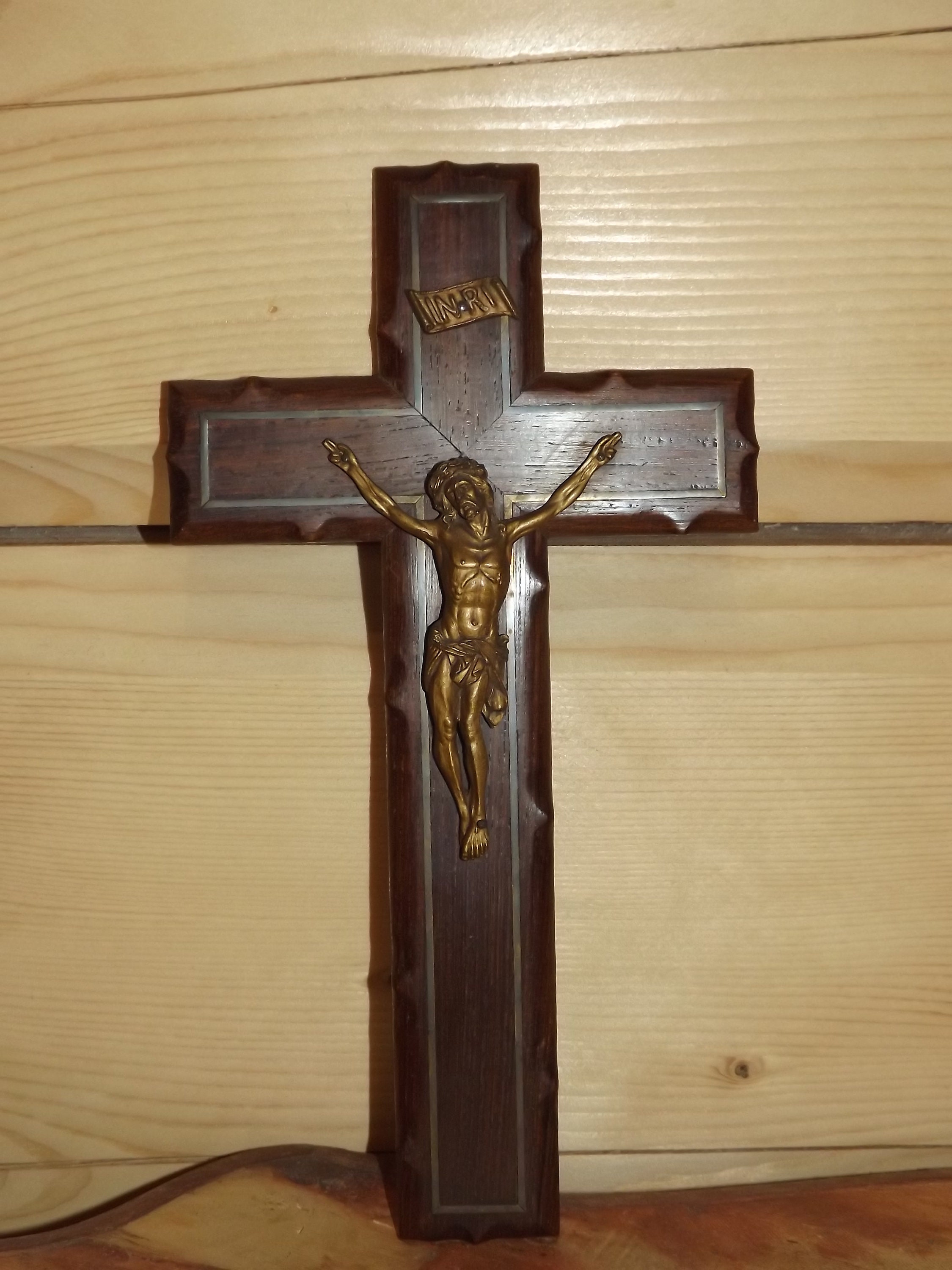 Belle Français Crucifix en Bois avec Incrustations Laiton - Mur Crucifix Wood Thorns Design Couleur 