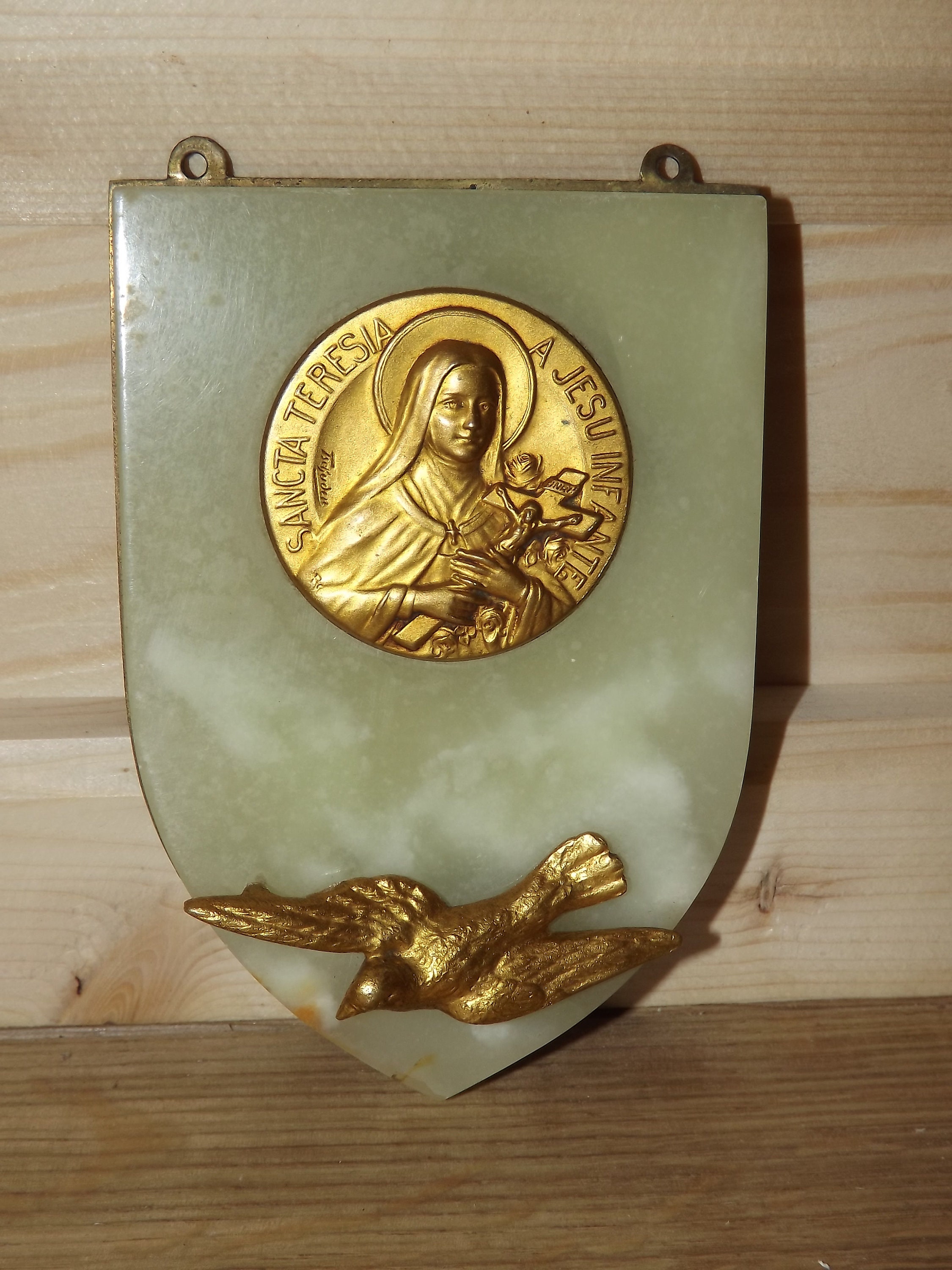 Millésime Français Sainte Thérèse de Lisieux Médaille Signée Tschudin sur Plaque Marbre -Décor Mural