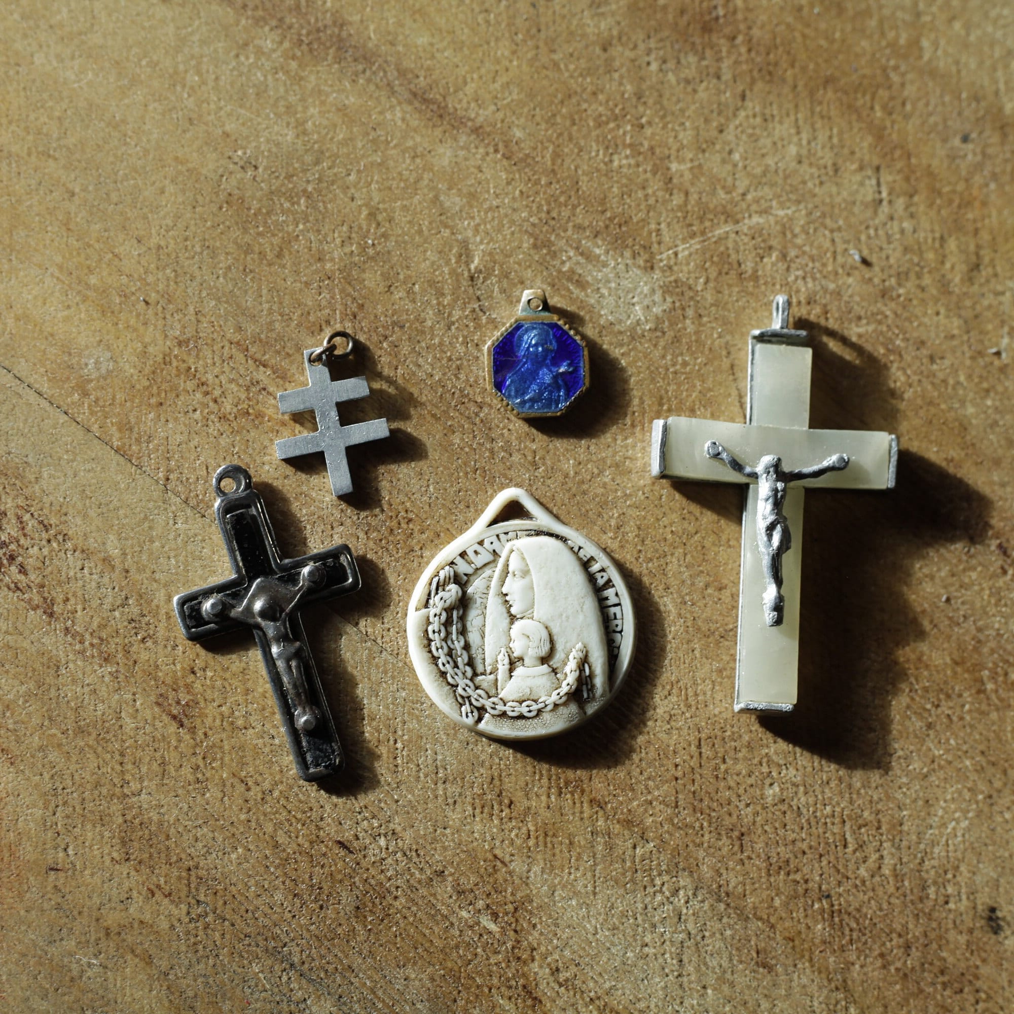 Cross of lorraine pendant - Etsy 日本