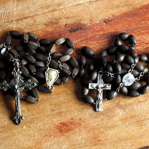 Vintage set of 2 Christian Rosaries - Wooden Beads Rosary - Italian and French Catholic Rosaries - Virgin Mary