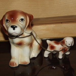 Vintage Ceramic Dog With Puppy Porcelain Figurines - Beagle Ceramic Figures  - Collectible Dog Puppies Chain Links