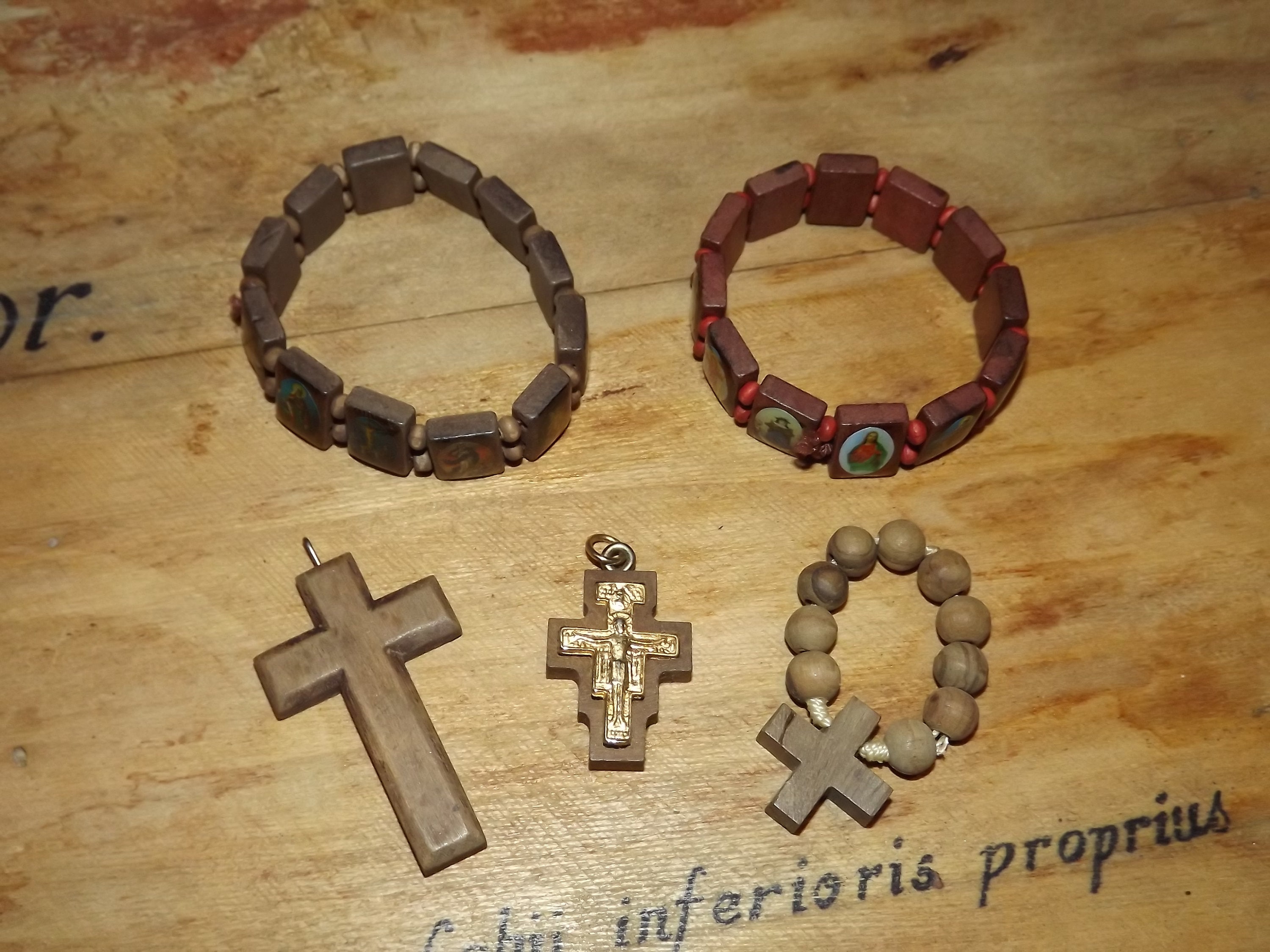 Ensemble de 5 Articles en Bois Chrétiens - Croix Dizainier Bague Chapelet d'une Décennie Bracelets d